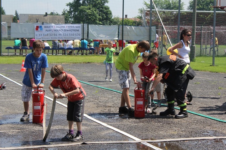 Amazonki i piłkarze w Komorowicach