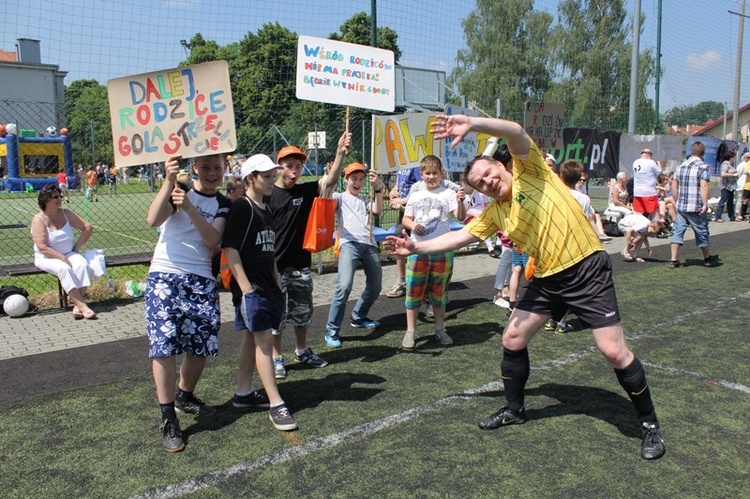 Amazonki i piłkarze w Komorowicach