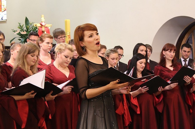 Koncert i ciastka dla budowy hospicjum