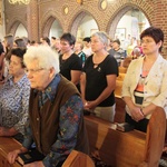 Neoprezbiterzy dziękują młodzieży za modlitwę