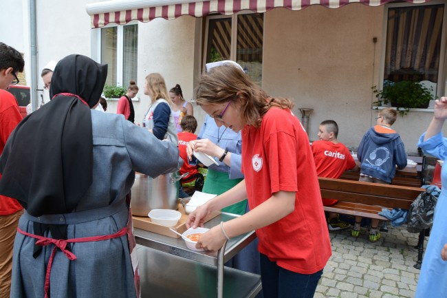 Szkolne Koła Caritas w Porębie