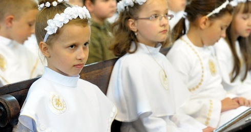 Pierwszokomunijne w Bardzie