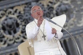 Papież: troszczcie się o odrzuconych 