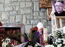 Liturgii pogrzebowej przewodniczył abp senior Damian Zimoń