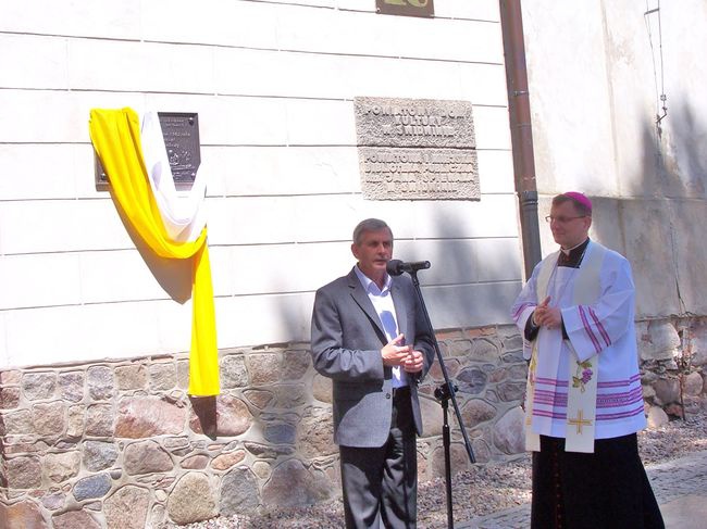 Tablica Wojtyły w Świdwinie