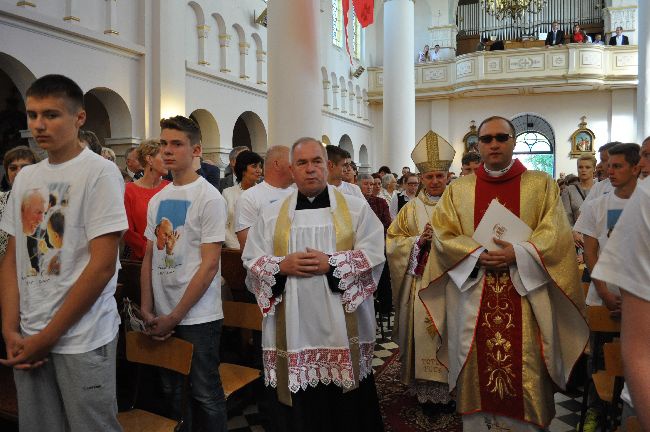 Abp Mokrzycki w Wieczfni Kościelnej