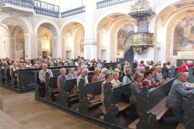 Krzeszów i Eucharystia