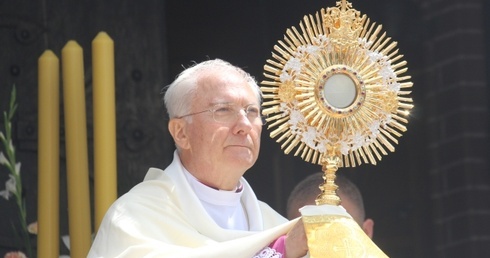 Legnicka procesja procesji