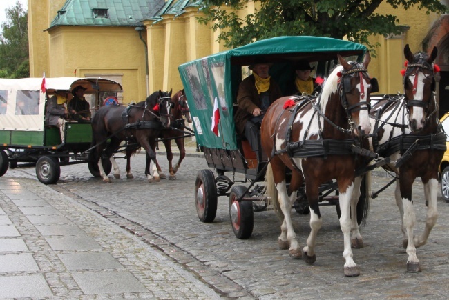 Początek konnej pielgrzymki