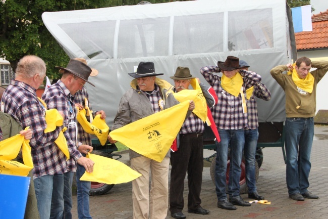 Początek konnej pielgrzymki