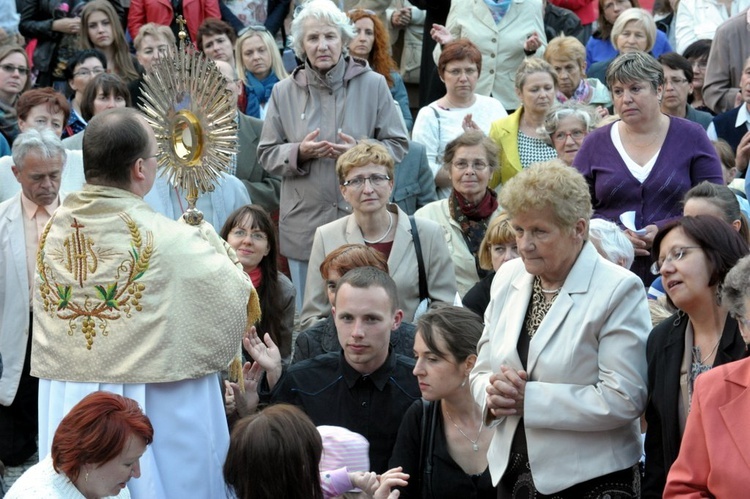 Koncert uwielbienia - adoracja