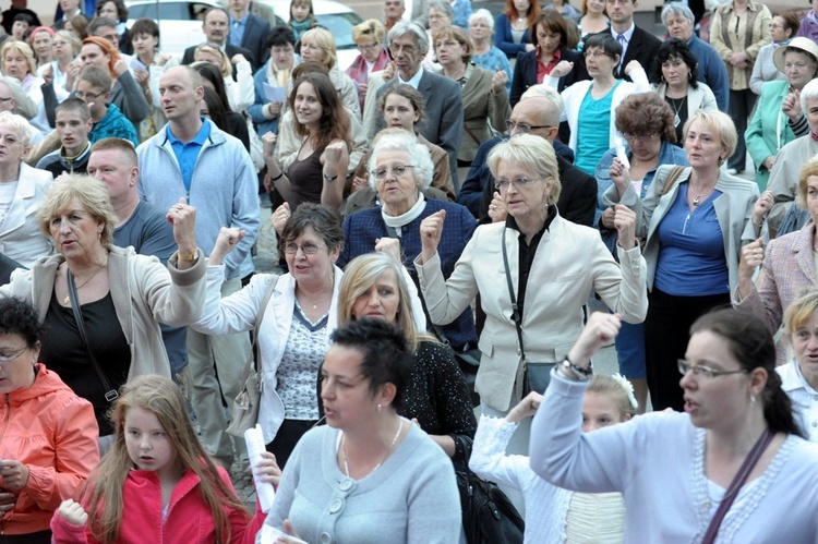 Koncert uwielbienia - po adoracji