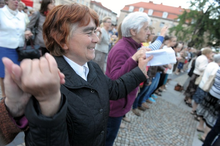 Koncert uwielbienia - po adoracji