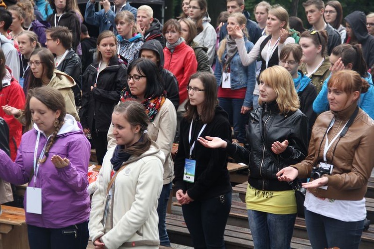 Archidiecezjalne Święto Młodych 2014 cz.I