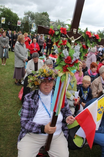 25. lecie koronacji obrazu Matki Bożej Cierpliwie Słuchającej - część I