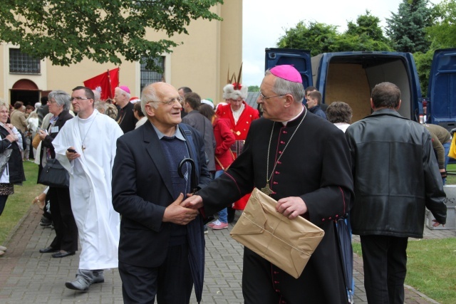 25. lecie koronacji obrazu Matki Bożej Cierpliwie Słuchającej - Msza (cześć II)