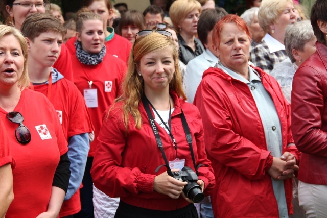 25. lecie koronacji obrazu Matki Bożej Cierpliwie Słuchającej - Msza (cześć II)