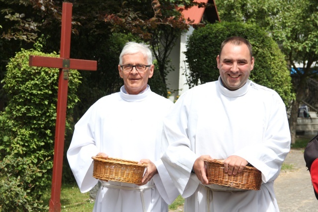 25. lecie koronacji obrazu Matki Bożej Cierpliwie Słuchającej - Msza (cześć II)