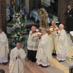 Koronacja ikony Matki Bożej w Gliwicach cz. 1