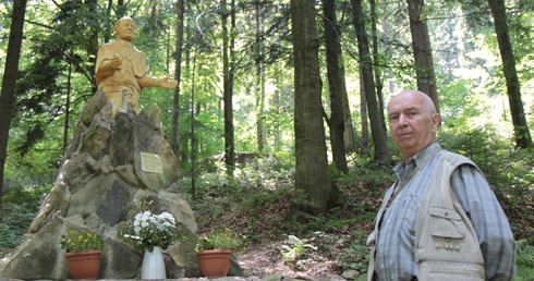 Uścisk dłoni świętego