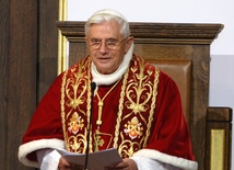 "Benedykt XVI nie opuści już Watykanu"