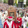 Mszę św. odprawiało ponad 300 kapłanów i kilkunastu biskupów z całej Polski 