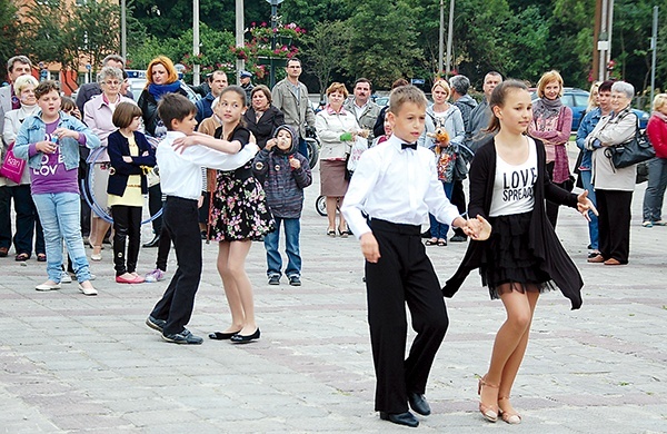 Pokaz tańca spodobał się publiczności