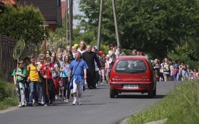 Piechotą do domu Matki