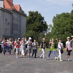 Piesza pielgrzmka szkolna do Hałcnowa