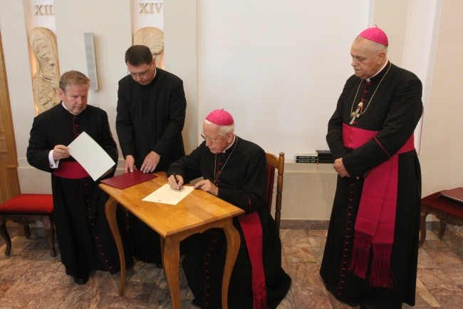 Bp Zbigniew formalnie ordynariuszem