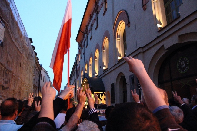 Protest przeciwko "Golgota Picnic"