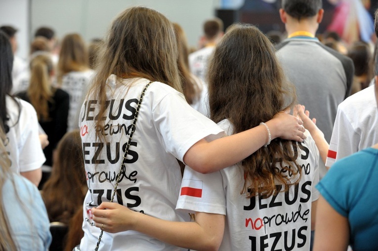 Młodzież - przed przerwą