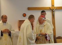 Podczas uroczystej Eucharystii bp Andrzej F. Dziuba erygował nową parafię, której proboszczem ustanowił ks. Rafała Babickiego