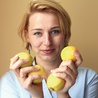   – Do jednego z ćwiczeń użyliśmy cytryny, aby pokazać indywidualne różnice, które prowadzą  do pojawienia się konfliktów  – mówi Agnieszka Anacka