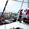  W modlitwie na wodach Zatoki Puckiej uczestniczyło kilkadziesiąt kutrów i łodzi z całego Półwyspu Helskiego