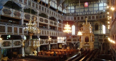 Smartfon przewodnikiem po światyniach