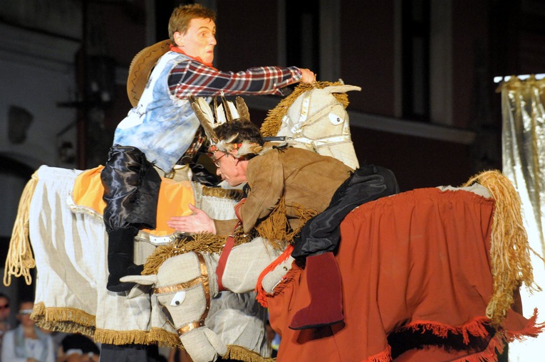 Teatr uliczny - dzień pierwszy