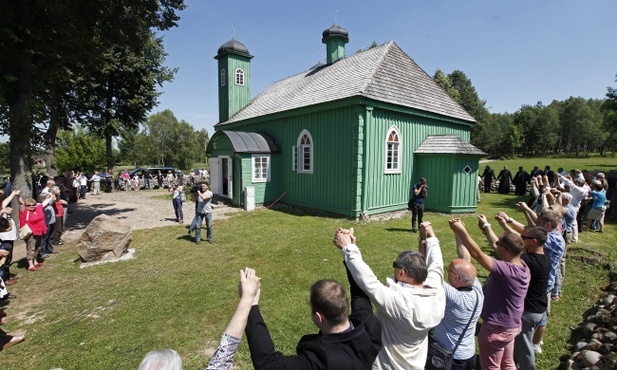 "Krąg jedności" w Kruszynianach