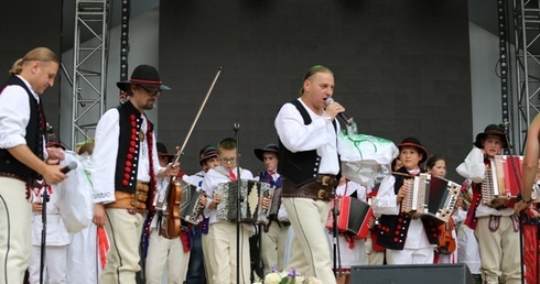Koncert podsumowujący letnie warsztaty odbył się w amfiteatrze w Milówce