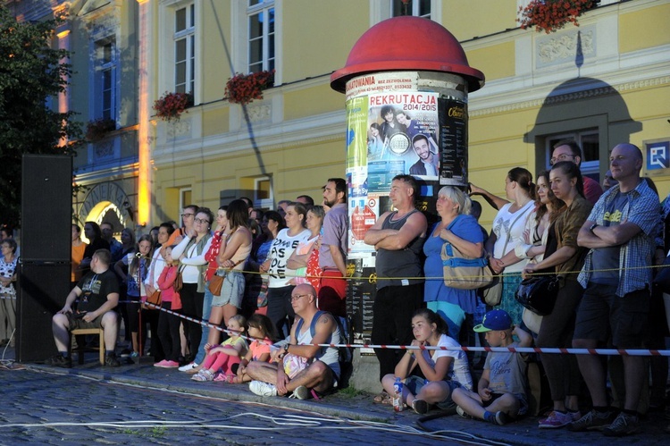 Teatr uliczny - dzień drugi