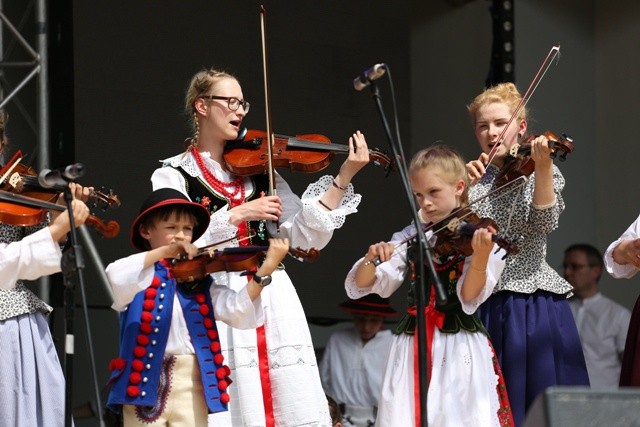 Koncert podopiecznych Fundacji Braci Golec w Milówce