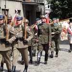 Defilada i pokazy rekonstruktorów