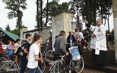 W Lubecku pielgrzymów witał ks. Andrzej Bartysiewicz, proboszcz i kustosz sanktuarium