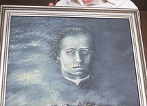 Franciszek Kwaśniak, jak wielu związanych z repatriantami, posiada w domu obraz z podobizną ks. Antoniego