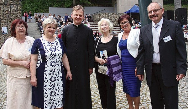 Oprócz festiwalu członkowie parafialnych wspólnot realizują również inne przedsięwzięcia, m.in. Dzień Dziecka, Bal Wszystkich Świętych dla dzieci, bale sylwestrowe i karnawałowe czy korowód Trzech Króli