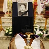 Pożegnanie ks. kan. Bernarda Jarka w kościele św. Anny w Pruchnej
