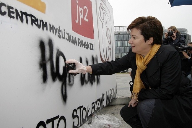 Obrońcy życia oburzeni na Gronkiewicz-Waltz