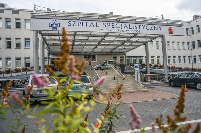 Szpital Świętej Rodziny odpiera zarzuty