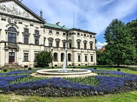 Pałac Krasińskich do remontu