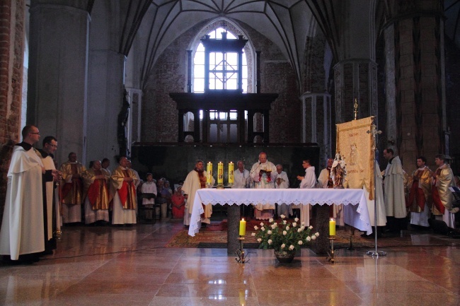 Święto Matki Bożej Szkaplerznej 